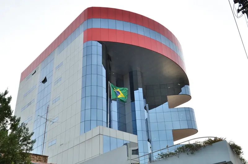 Fachada do Edifício Ellopar, em Valinhos, onde fica o consultório