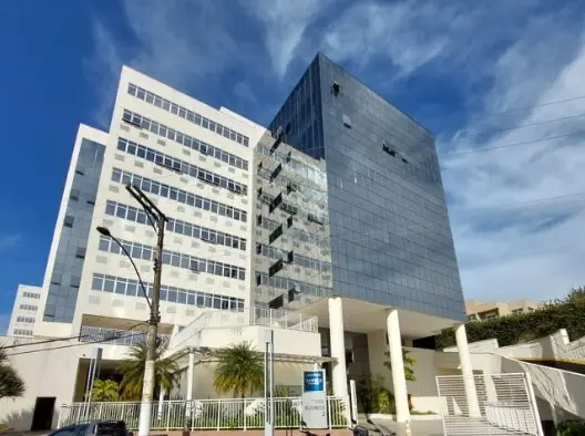 Fachada do Edifício Euroville, em Bragança Paulista, onde fica o consultório